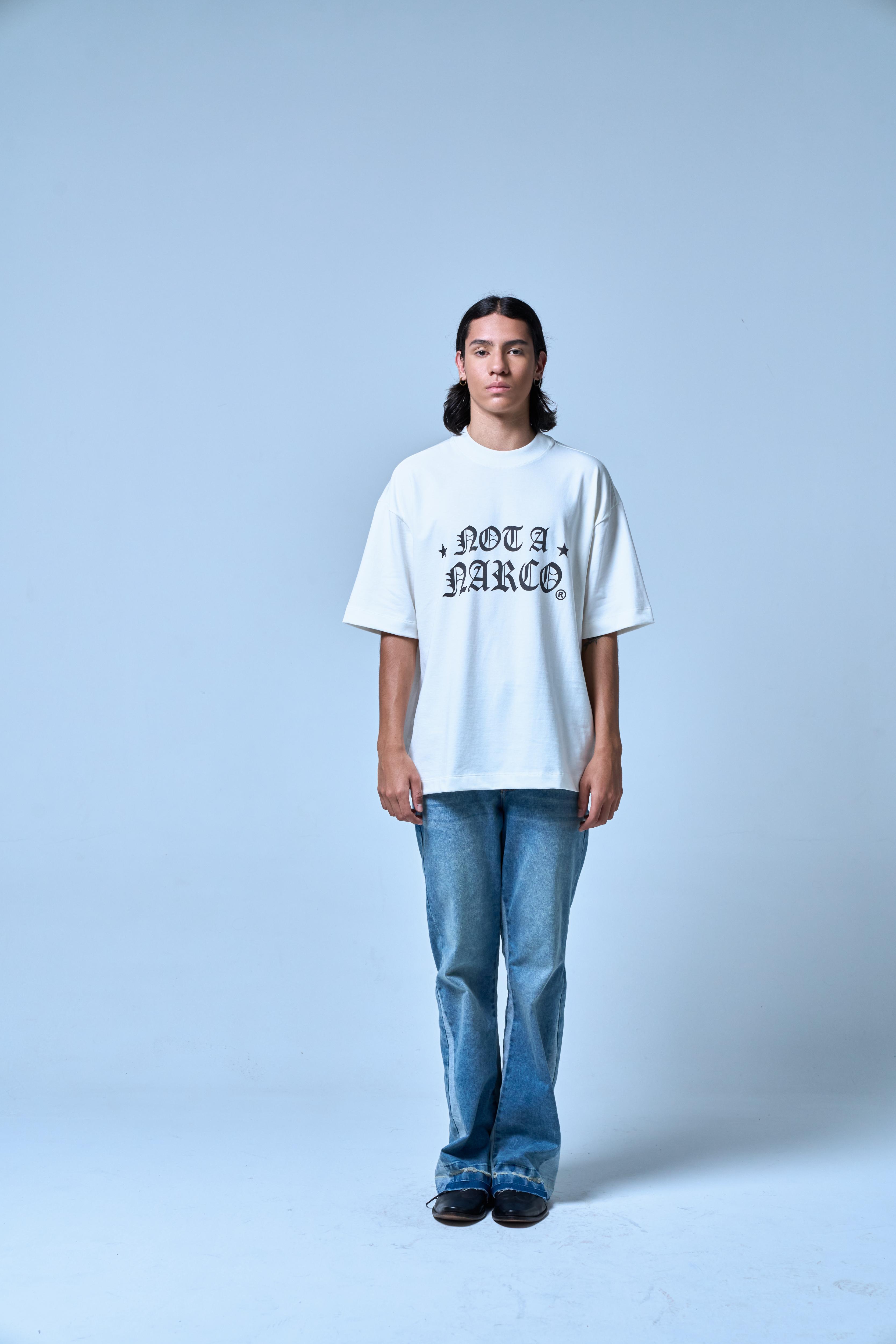 SINNER NOT A NARCO STAR CREME T-SHIRT Sinners