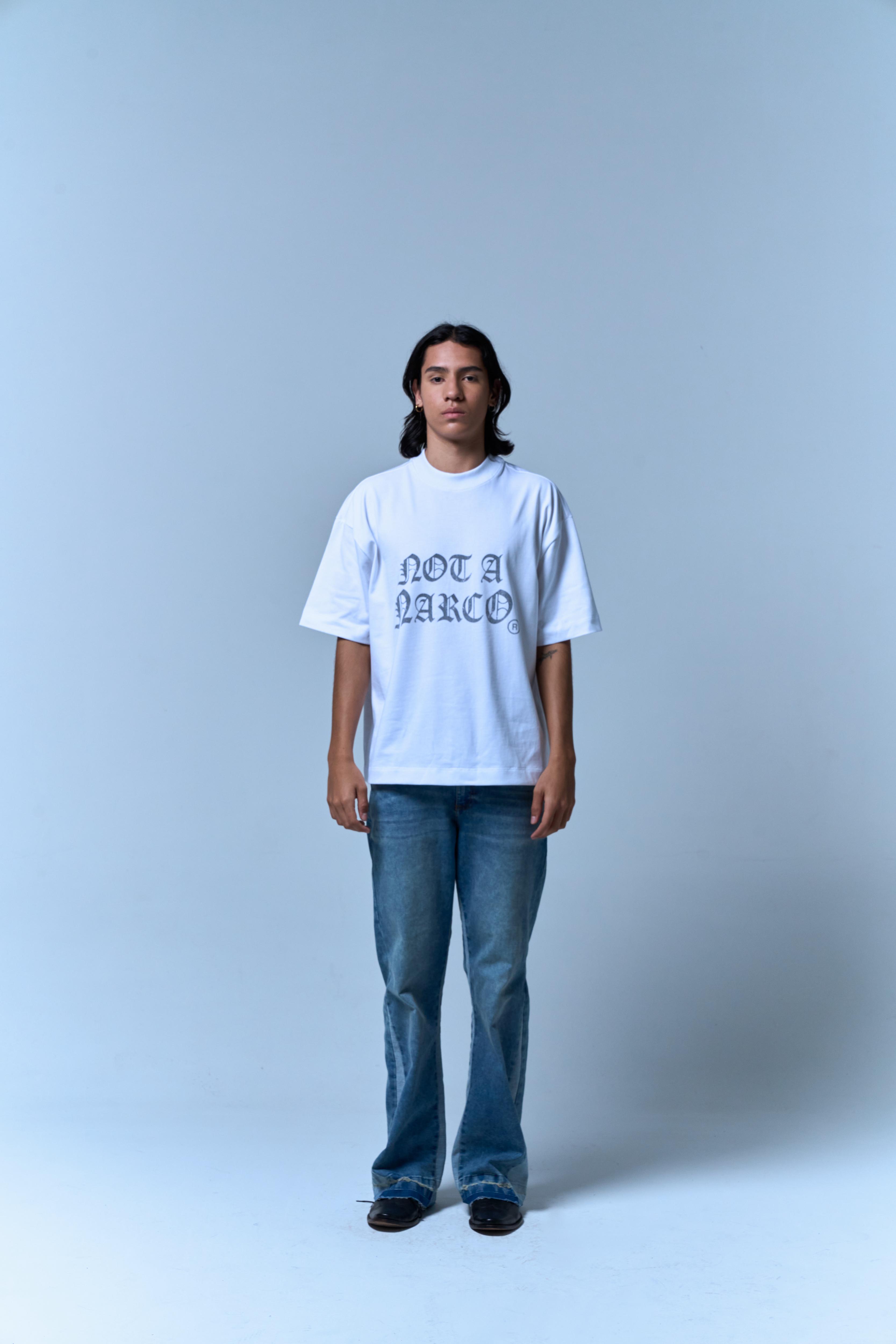 SINNERS NOT A NARCO WHITE T-SHIRT Sinners