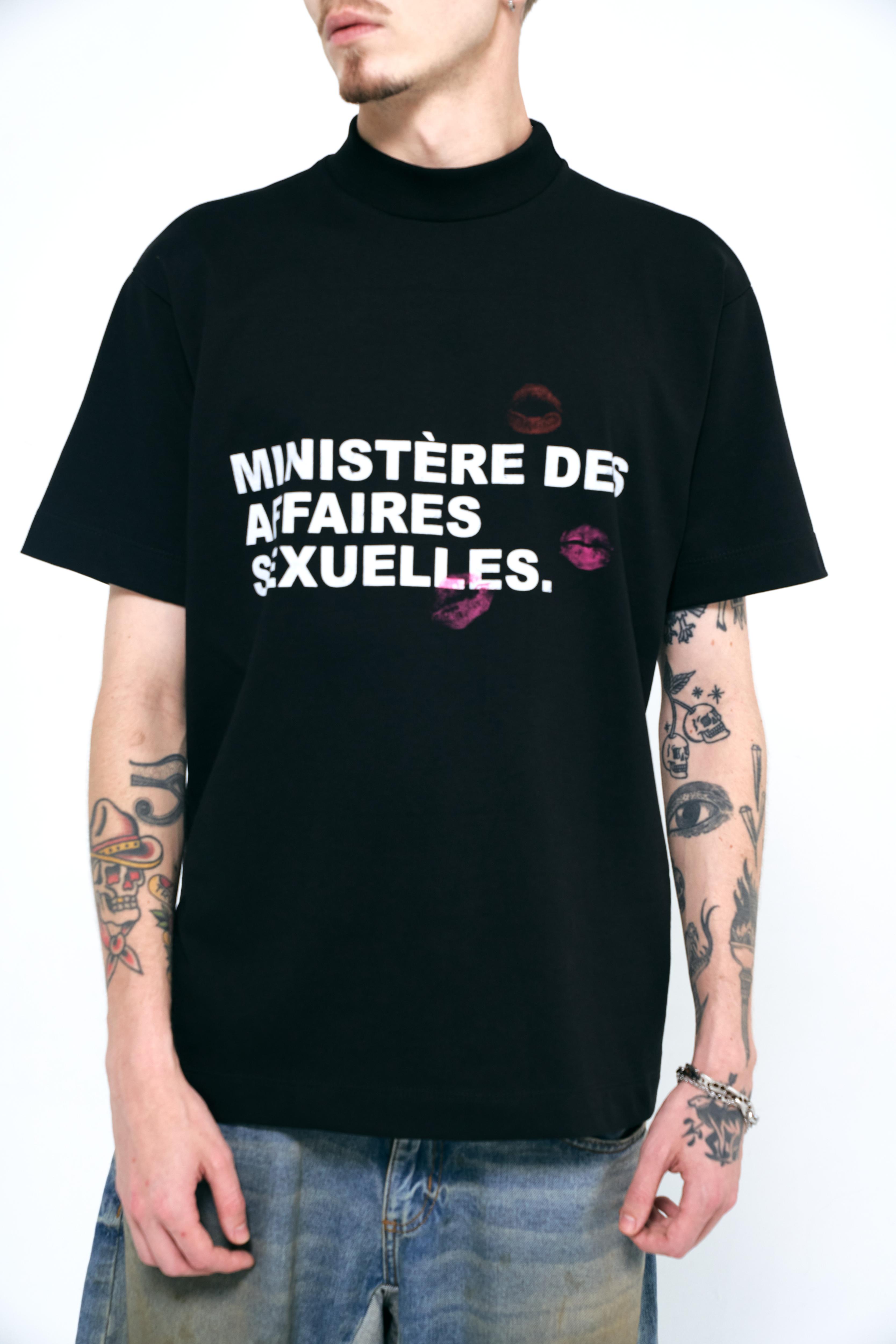 SINNERS MINISTERE BLACK T-SHIRT Sinners
