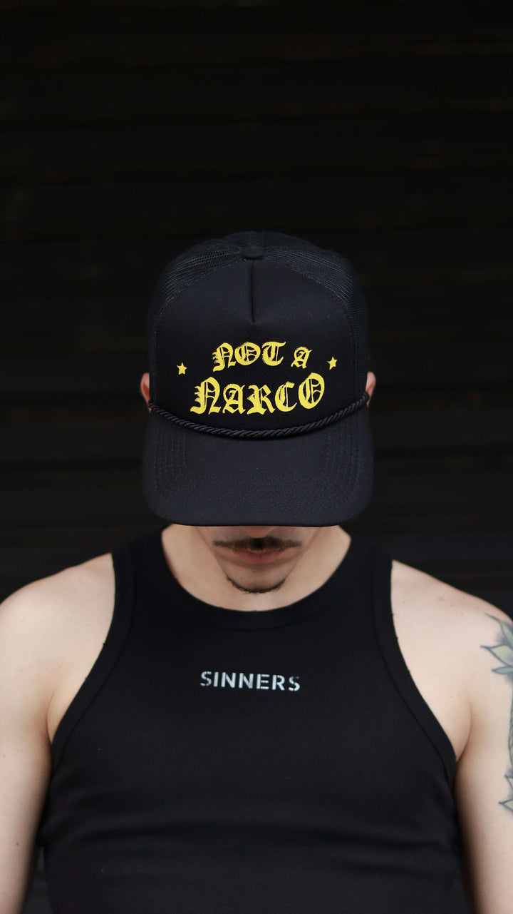 SINNERS NOT A NARCO™ BLACK/YELLOW CAP