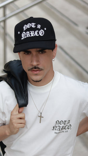 SINNERS NOT A NARCO™ BLACK/WHITE CAP Sinners