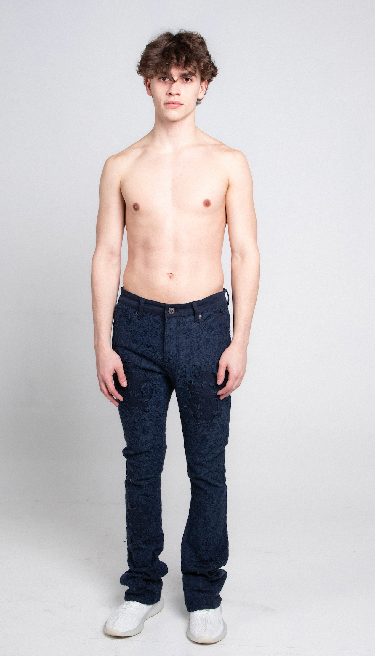 AJS692 LACE LAYERS STACKED JEANS BLACK